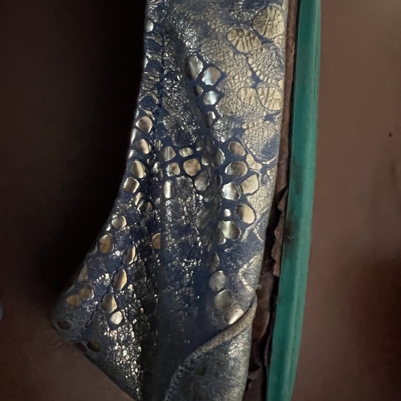 Tieks Paradise Blue 9 - Picture 4 of 13